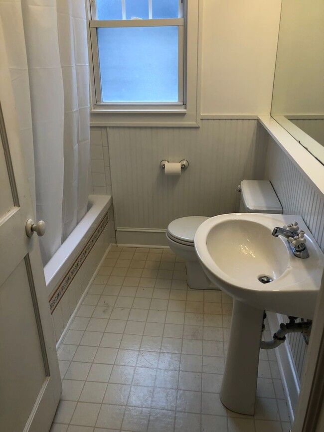 Photo - Adorable 2 Bedroom Home in Plaza Midwood!