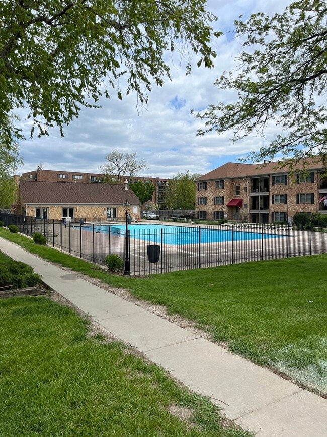 Photo - 1728 Fayette Walk Unit M