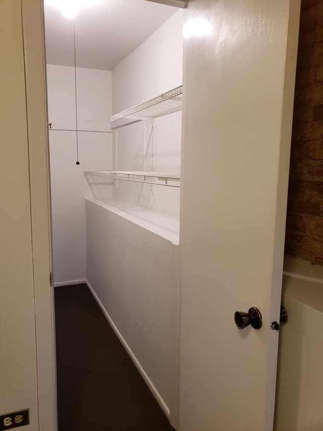 Photo - 832 W George St Unit GF