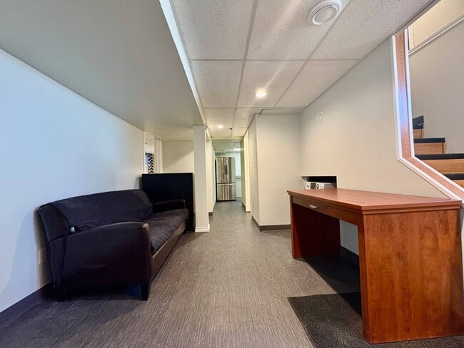 Building Photo - 531 Luci Ct