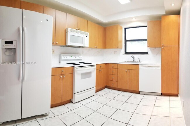Photo - 1900 Diana Dr Unit 3E