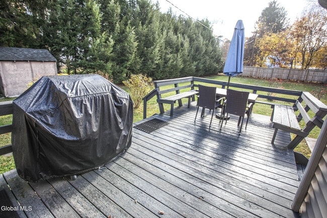 Photo - 10 Newark St