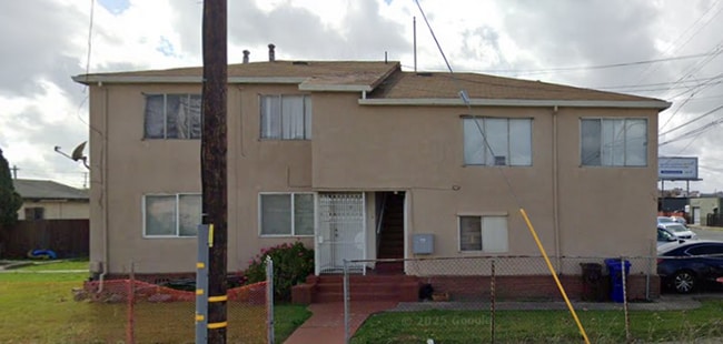 Building Photo - (211): 105-109 Marina Way South Unit 109 Marina Way South