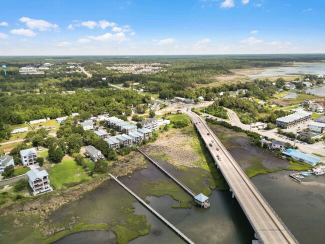 Photo - Coastal Comfort Awaits: Spacious 3-Bed, 3-Bath Townhouse in Surf City!