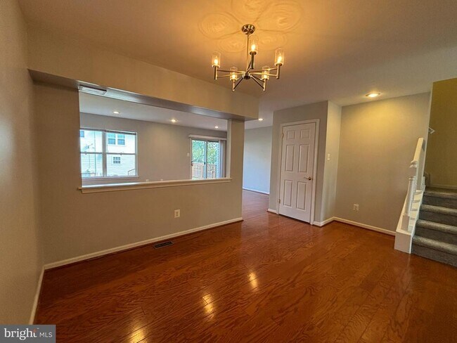 Photo - 4666 Louise St Claire Dr
