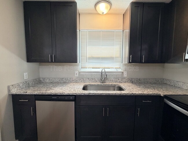 Photo - 4602 Delashmitt Rd