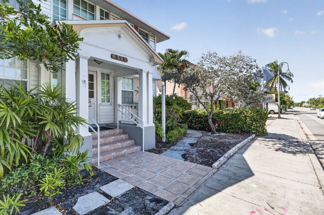 Charming 1 bed/1 bath Lake Worth Beach Rental