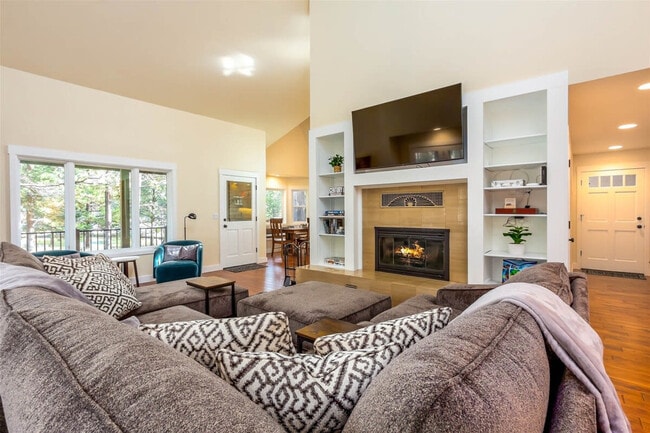 Building Photo - 56832 Besson Rd Unit ID1330999P