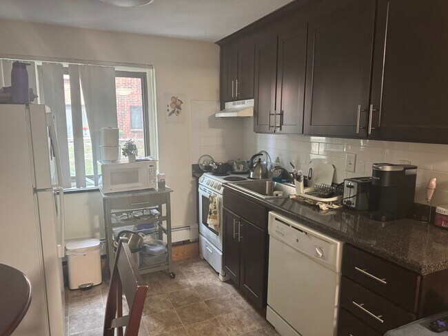 Photo - 16 Chester St Unit 3
