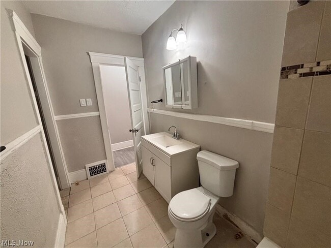 Photo - 7411 Cornelia Ave Unit 1