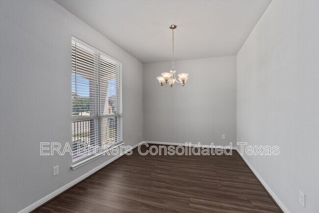Photo - 17300 Antioch Ave