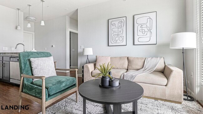 Photo - 4300 Cromwell Dr Unidad 7302