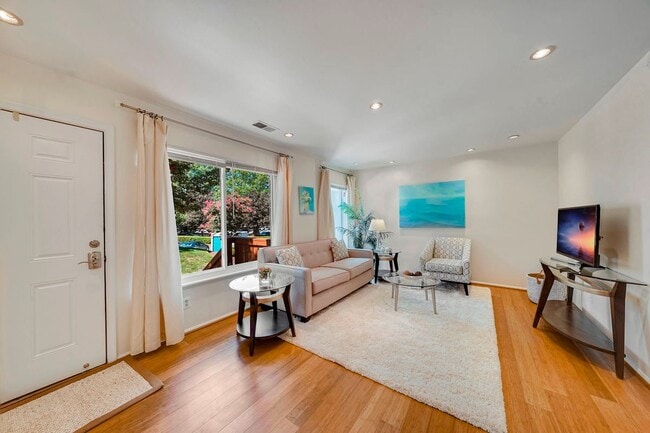 Photo - 1701 Westwind Way