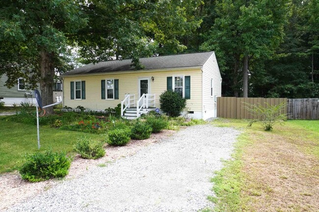 Photo - 8001 Clovertree Ct