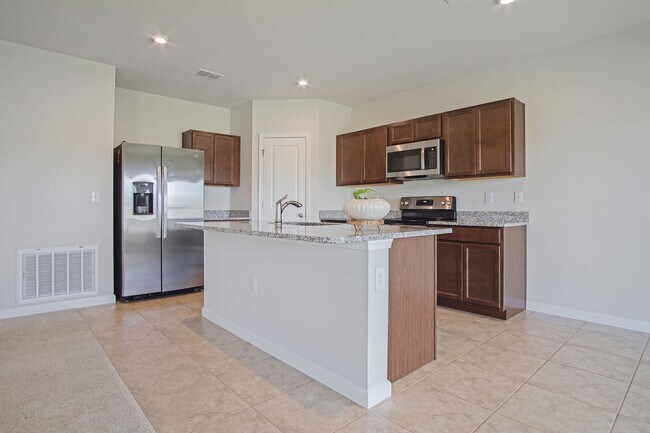Photo - 3 Bedroom 2 Bathroom Single-Family Home No...