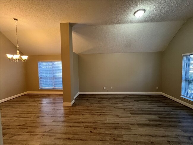 Photo - 187 Sandpebble Dr