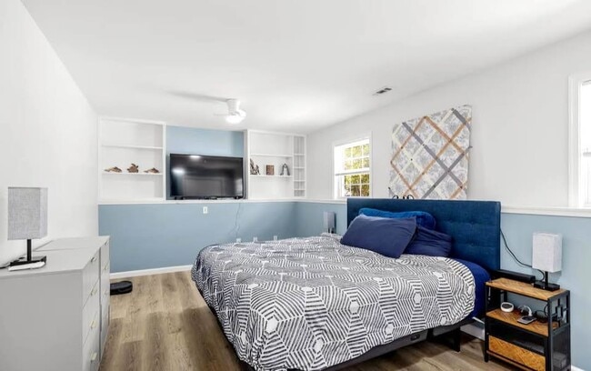 Building Photo - 5403 Veld Ct