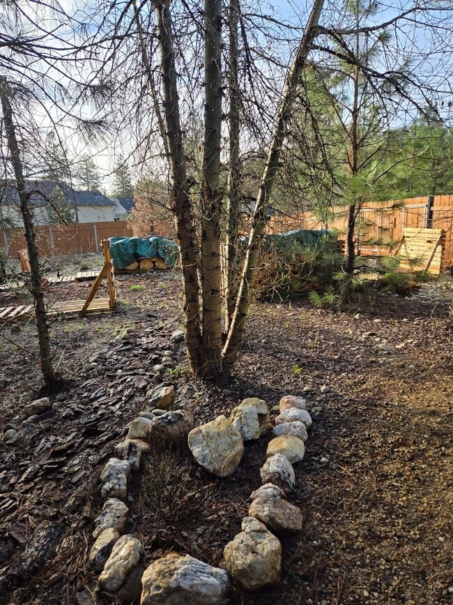 Photo - Mountain Retreat – 3 Bed 2.5 Bath Home on 1 Acre - only 40 min to Boise!