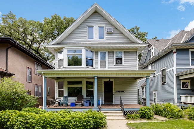 Photo - 1660 Marshall Ave Unit Upper Level #2