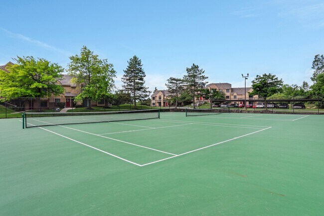 Saddle Creek Apartments