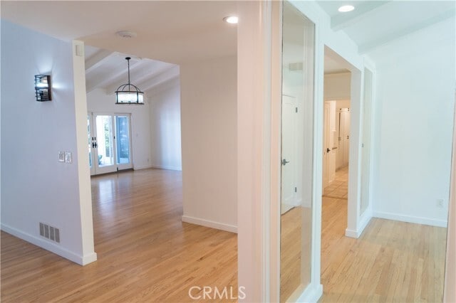 Photo - 5054 Encino Ave