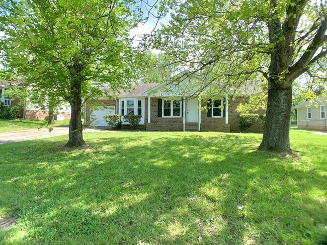 Photo - 236 Moncrest Dr