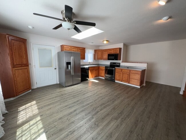 Photo - 4029 Walnut Dr Unidad 4029 Walnut Drive B [PRM: Renee]