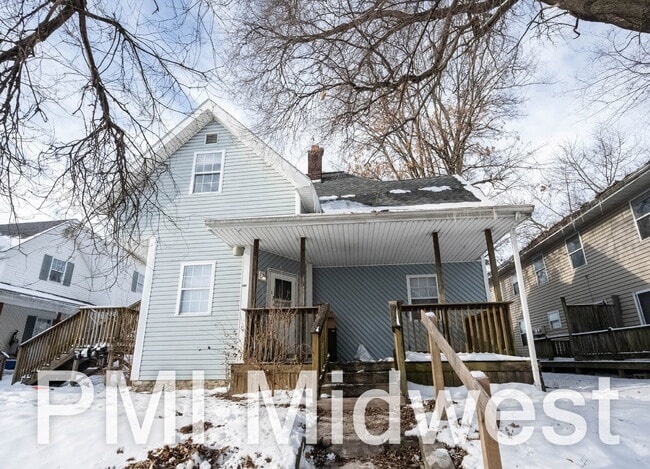 Building Photo - "Charming 1-Bedroom Retreat in Kokomo – Cozy Living with 750 Sq Ft of Comfort!" Unit 4