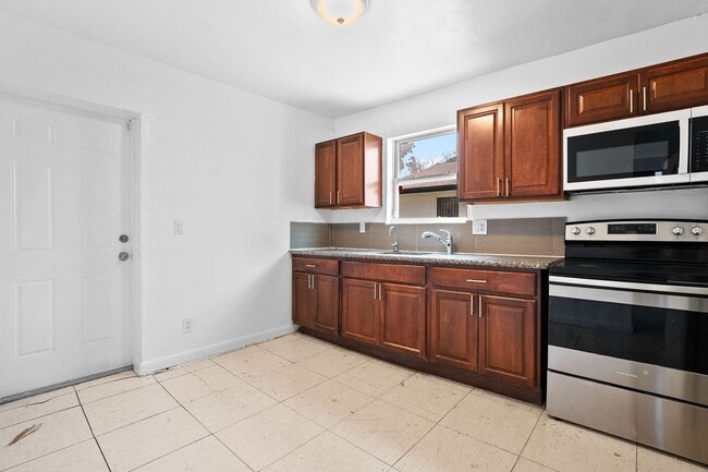 Photo - Spacious 3BR/1BA Single-Family Home – Cent...
