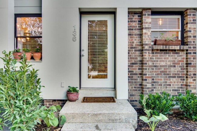 940 Gale Ln Unit 136