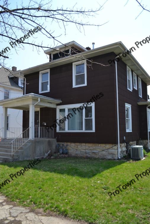 Building Photo - 356 1st Ave Unit 2