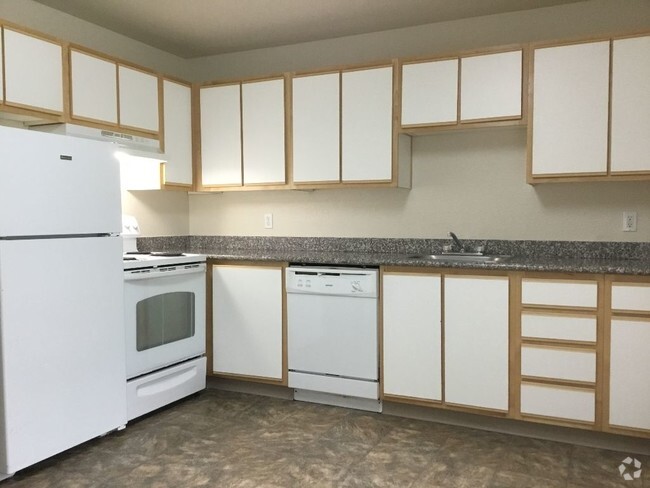 2 BEDROOM: KITCHEN - Evergreen Meadows Rental