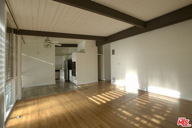 Photo - 11133 Rose Ave Unit 12