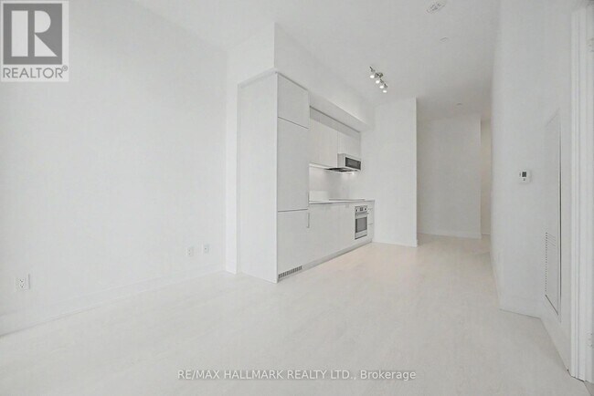 Photo - 308 Jarvis St Unit 1008