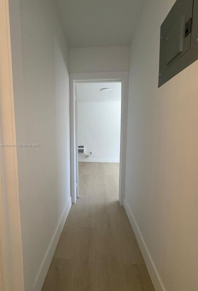 Photo - 7535 NE 2nd Ct Unidad 6