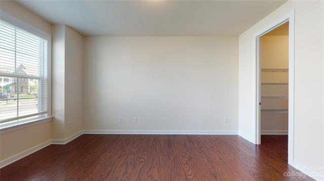 Photo - 8136 Cornhill Ave