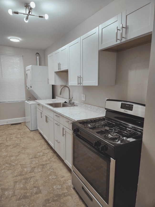 Photo - 1536 Independence Ave SE Unit 4