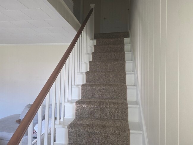 Photo - 557 Drift Rd