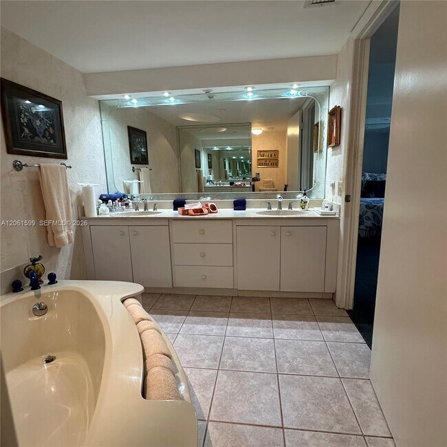 Photo - 4000 Towerside Terrace Unit 2107