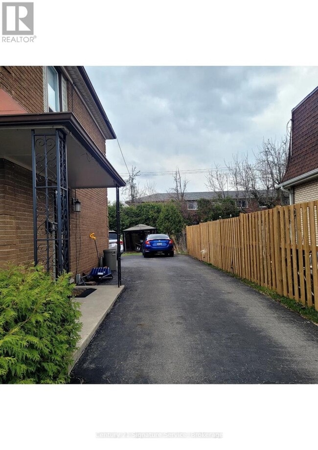 Photo - 1374 Charles Dr Unit Upper