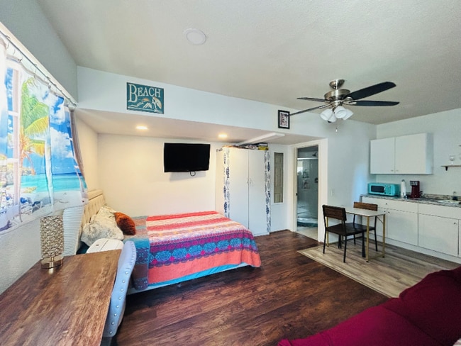 Photo - 604 17th St Unidad A