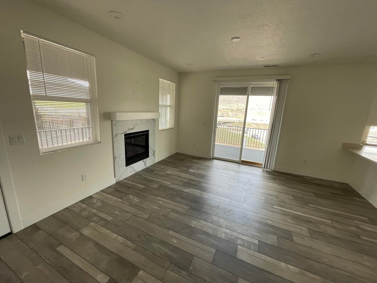 Photo - 3250 Quarry Springs Dr
