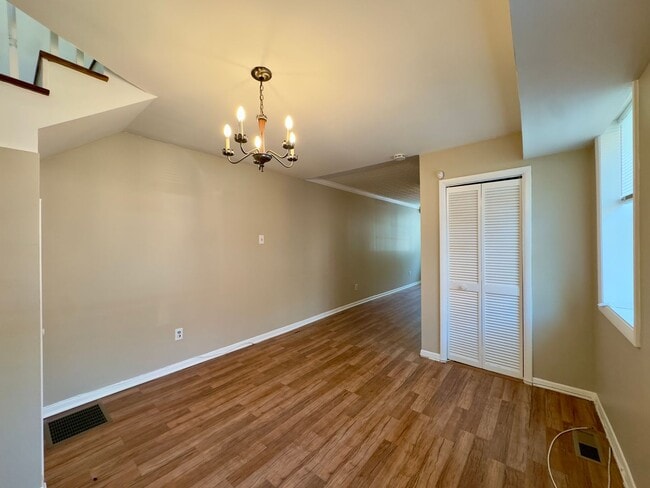 Photo - Charming 2 Bedroom/1 Bathroom Townhome in Baltimore, MD!