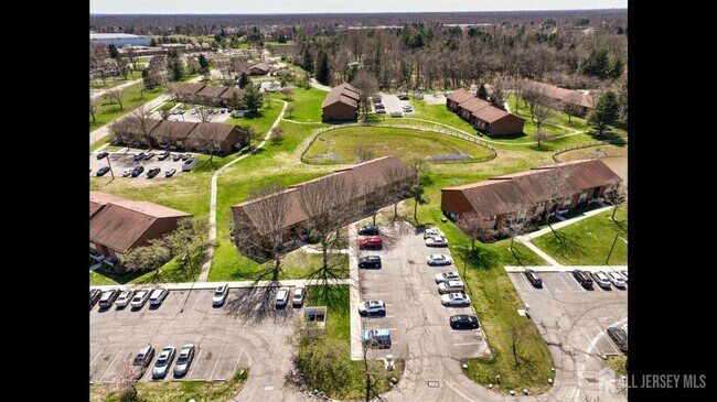 Photo - 356 Ridge Rd Unit B10