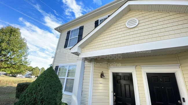 Building Photo - 1450 Leckford Dr