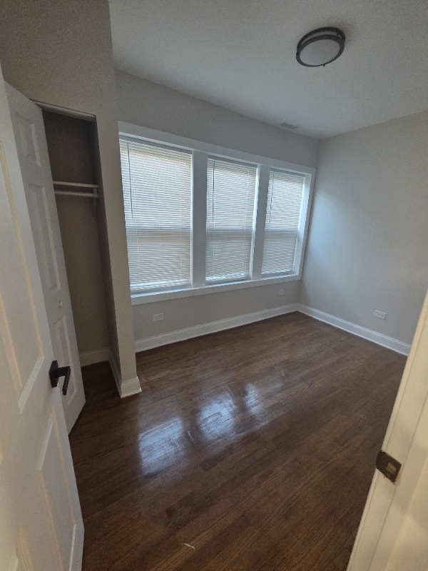 Photo - 1048 W Marquette Rd