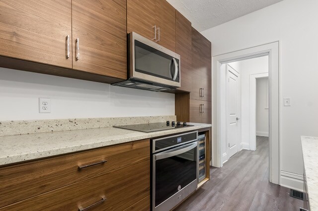 Photo - 317 Chittenden Ave