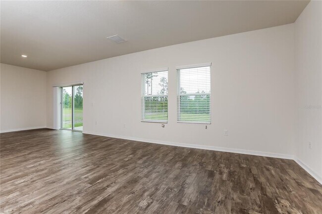 Photo - 2847 Neverland Dr