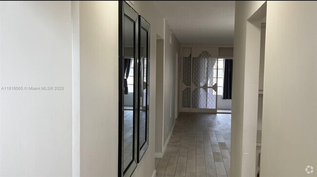 Building Photo - 200 Ashbury Rd Unit 310 Rental
