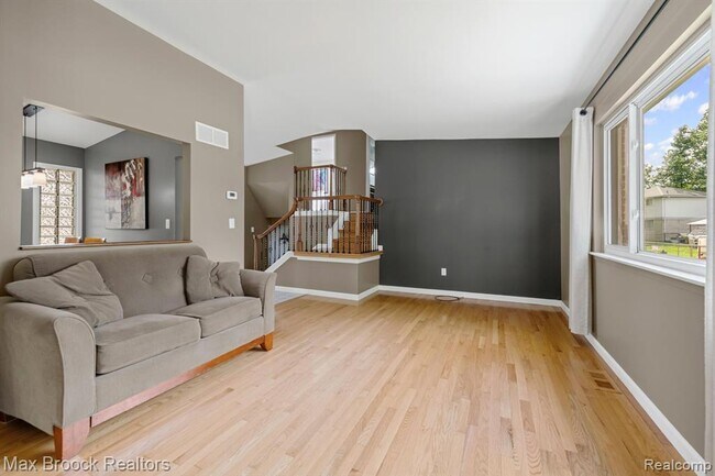 Photo - 44018 Bannockburn Dr